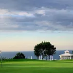 Willa Luxury Lighthouse Golf