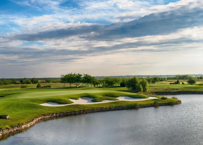 Luxury Lighthouse Golf Villa Balchik